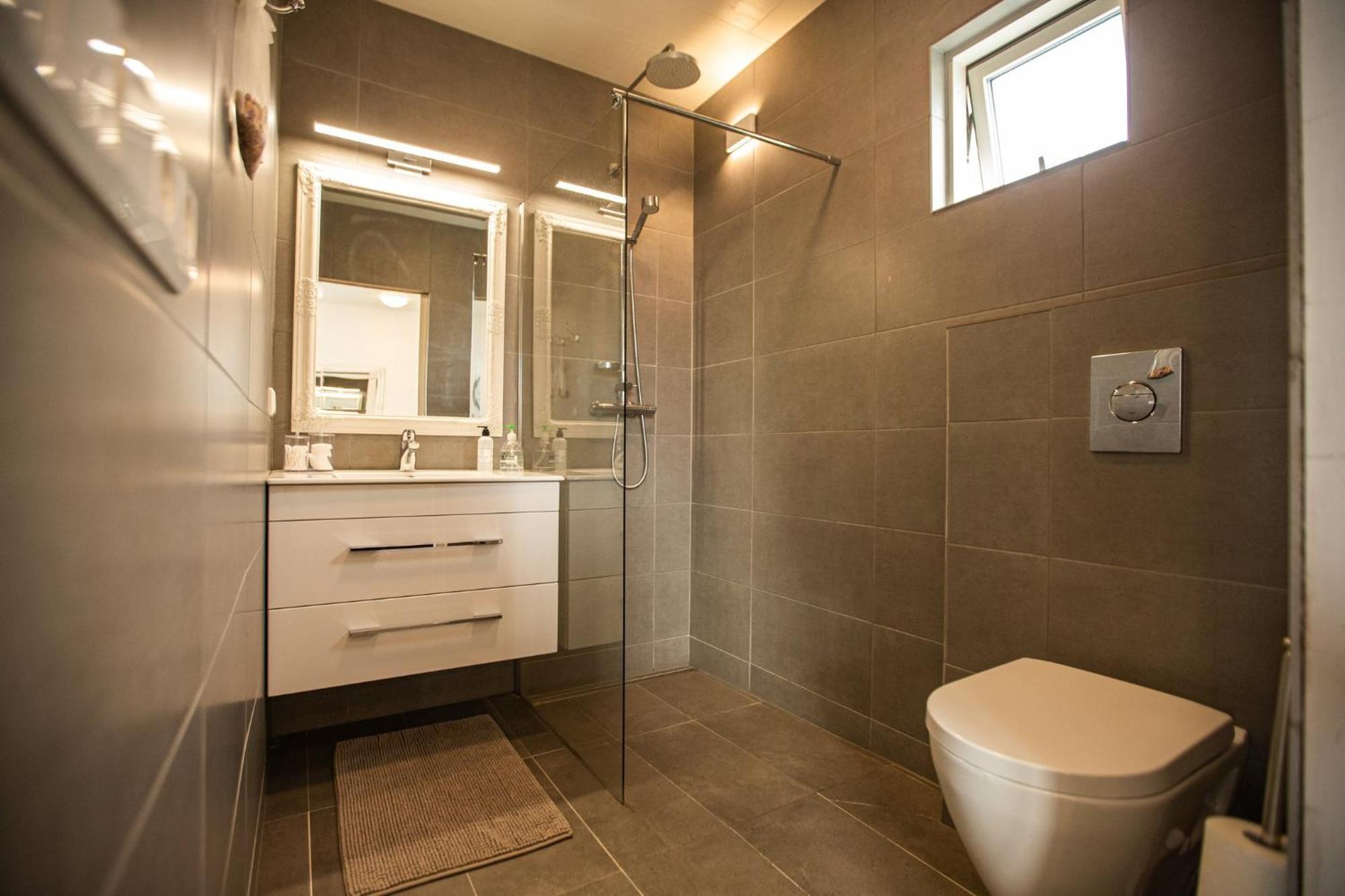 Cave Apartment Thorshofn Luaran gambar
